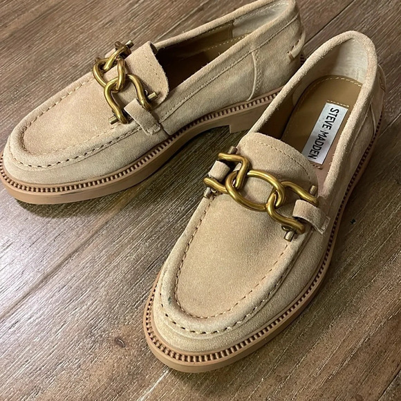 STEVE MADDEN Tan Suede Karmine Chunky Slip On Leather Loafer w Chain 5.5 - Picture 2 of 8